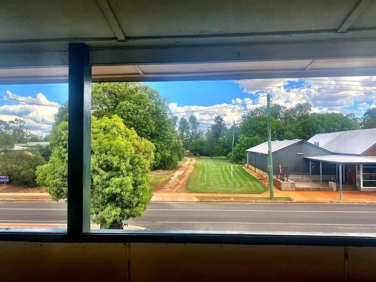 Royal Carrangarra Hotel Tambo